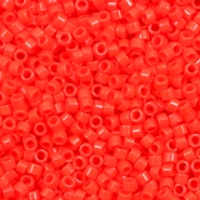Miyuki kralen 11/0 delica's Opaque vermillion red