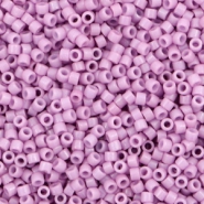 Miyuki kralen 11/0 delica's Duracoat opaque dyed crocus purple DB-2136