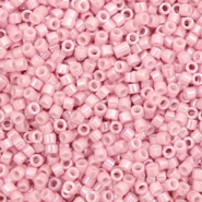 Miyuki kralen 11/0 delica's Opaque luster rosewater DB-1907