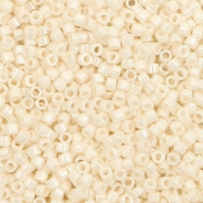 Miyuki kralen 11/0 delica's Opaque dark cream beige DB-732