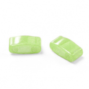 Miyuki kralen 5x2.3mm half tila Opaque luster chartreuse green HTL-439