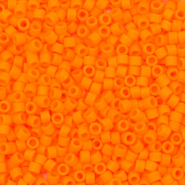 Miyuki kralen 11/0 delica's Opaque matte mandarin orange DB-1583