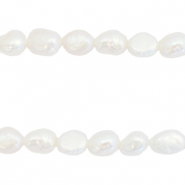 BQ Zoetwater parels nugget ovaal 8x5-6mm Natural white