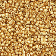 Miyuki kralen 11/0 delica's Galvanized yellow gold DB-410