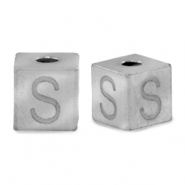 Kralen van stainless steel Roestvrij staal (RVS) letter S Zilver