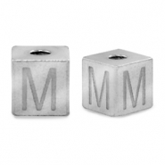Kralen van stainless steel Roestvrij staal (RVS) letter M Zilver