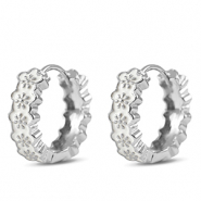 TQ metaal brass creolen met enamel bloem Silver-white