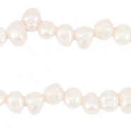 BQ Zoetwater parels nugget ovaal 6-7mm Natural white