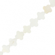 Schelp kralen clover Off white