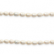 BQ Zoetwater parels oval 9-10mm Natural white