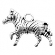 Kralen, bedels, cabochons, rijgmateriaal en kant-en-klare sieraden met een wild side!  Bedels, kralen & cabochons dieren