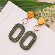 Inspiratiesets Maak zelf statement oorbellen met hangers van imi leer