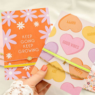Inspiratiesets Sieraden inspiratie met kleurrijke linten  en eigen design sieradenkaartjes