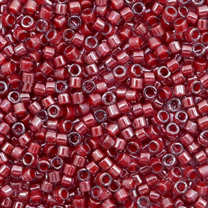 Miyuki kralen 11/0 delica's Cranberry lined luster crystal red