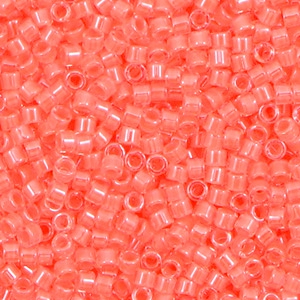 Miyuki kralen 11/0 delica's Luminous flamingo pink DB-2034