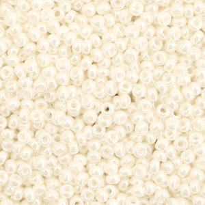 Miyuki 11/0 rocailles Ceylon antique ivory pearl 11-592