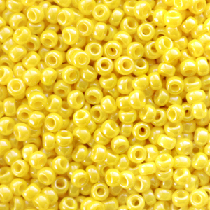 Miyuki 11/0 rocailles Opaque luster yellow 11-422