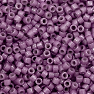 Miyuki kralen 11/0 delica's Duracoat opaque dyed medium purple DB-2360
