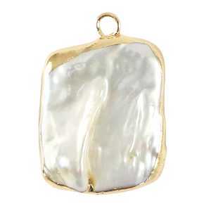 BQ Zoetwater parels bedel asymmetric Gold-Natural white