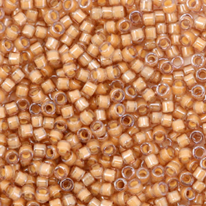 Miyuki kralen 11/0 delica's Luminous almond brown DB-2043