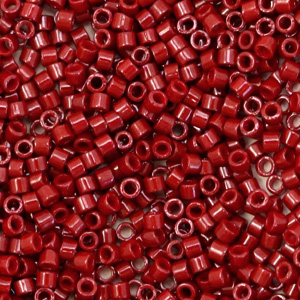 Miyuki kralen 11/0 delica's Opaque dyed maroon red DB-654