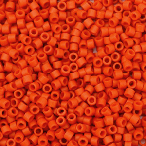 Miyuki kralen 11/0 delica's Opaque semi frosted dyed cinnabar red DB-795