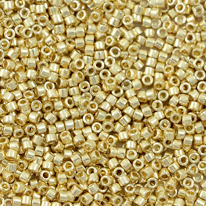 Miyuki kralen 11/0 delica's Duracoat galvanized pale gold DB-2501