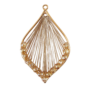 Gehaakte hangers met macram&eacute; draad en facetkraaltjes druppel Gold-metallic champagne