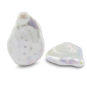 BQ Zoetwaterparels drop Natural white