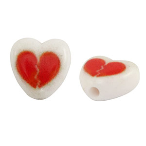 Acryl letterkralen heart White-red