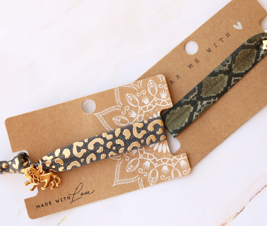 Kralen, bedels, cabochons, rijgmateriaal en kant-en-klare sieraden met een wild side! 