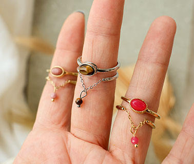 Prachtige stainles steel ringen met natuursteen Prachtige stainles steel ringen met natuursteen