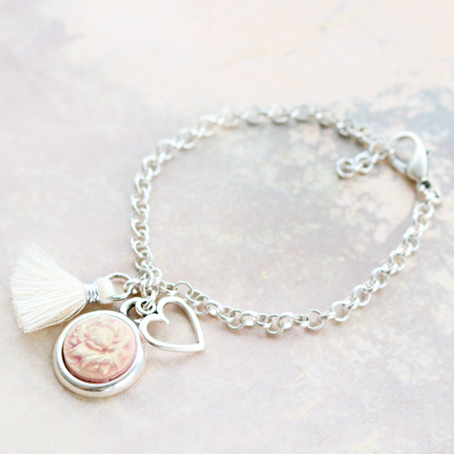 Cre&euml;er de mooiste armbanden of sleutelhangers met deze nieuwe camee cabochons