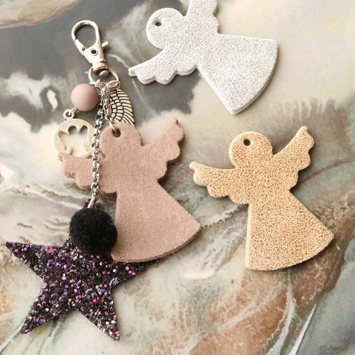 Winterse sieraden ontwerpen met engelen en sterren