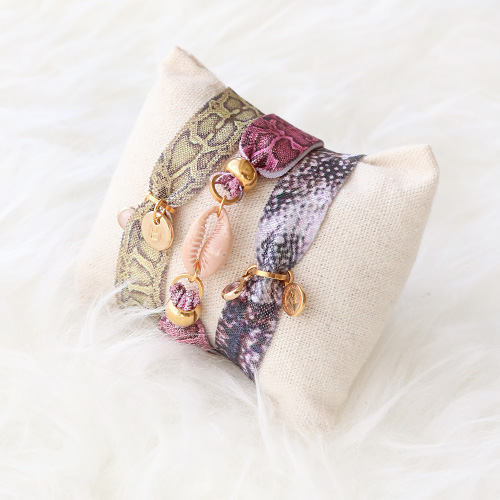 sssSnake print! Oorbellen en armbanden met slangenprint 