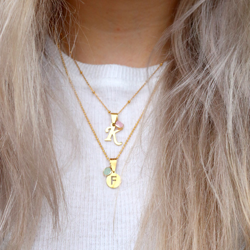 Maak deze sieraden met initials van stainless steel nu zelf!