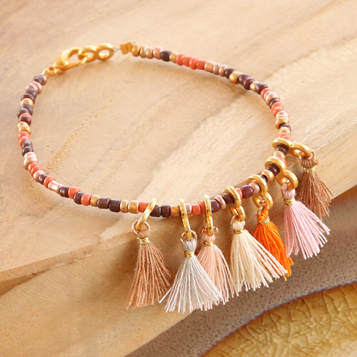 Maak de mooiste armbandjes en oorbellen met de nieuwe collectie kleine kwastjes