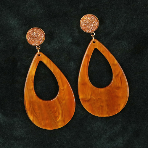 Aan de slag! Met de nieuwe collectie resin hangers