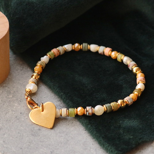 Sieraden maken met de nieuwe collectie natuursteen kralen is op deze manier een makkie: