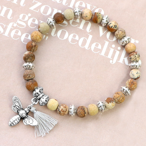 Zo maak je eenvoudig armbanden met kralen en bedels van DQ metaal: