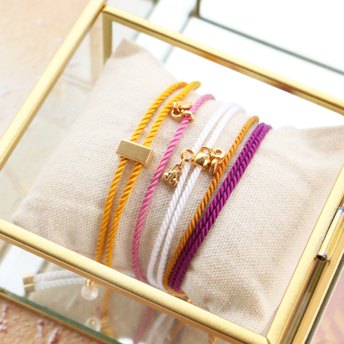 Inspiratie: bedelarmbanden maken met trendy geweven koord