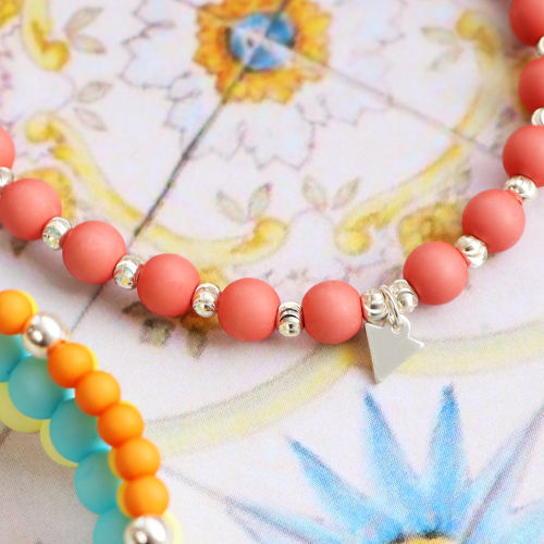 Laat je inspireren en ontwerp kleurrijke sieraden 