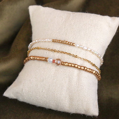 Maak minimalistische armbanden en ringen met zoetwaterparels