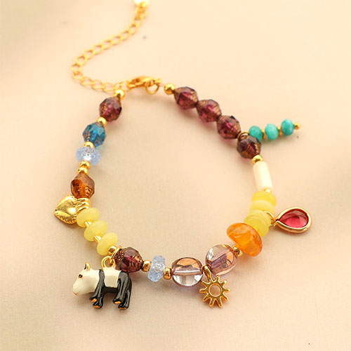 Maak je eigen sieraden met Czech kralen pressed beads