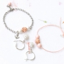 MATCHING armbandjes en oorbellen met kralen van acryl matte met pearl coating + strass kralen
