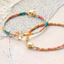 Maak vrolijke armbandjes met onze zomerse collectie rocailles
