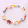 Maak je klaar voor zomerse sieraden met facetkralen en kleurrijke details