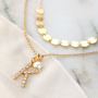 Trendy sieraden maak je met de metalen initial bedels met strass & sieradenkaartjes!