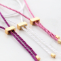 Inspiratie: bedelarmbanden maken met trendy geweven koord