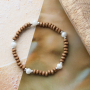 Zo maak je zelf de mooiste armbanden met hout kralen: